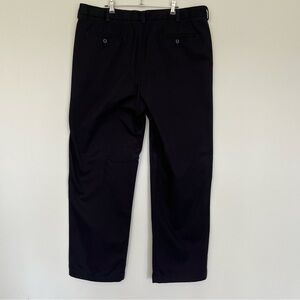 Izod Classic Black Trousers size 40x32